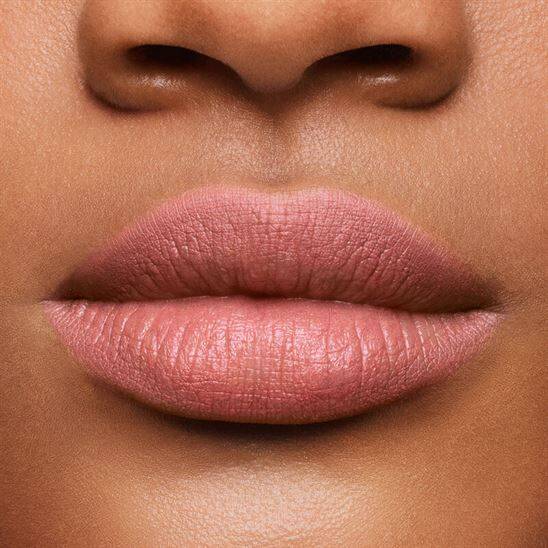 Delineador de labios Shiseido LipLiner InkDuo 02 Beige, 2 en 1 (prebase y delineador), 1.1 g