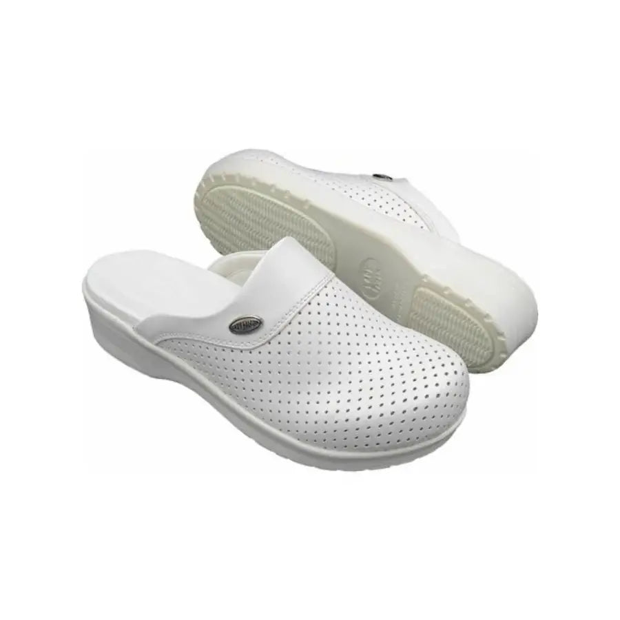 Wicromed Sabo Orthopedic Women's Clogs in White Size 39
