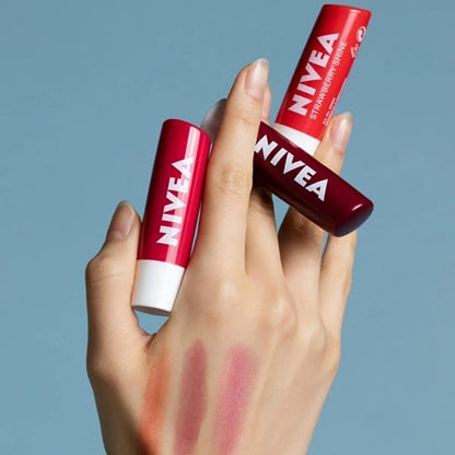 Baume à lèvres nourrissant Nivea avec hydratation 24h - Baume à lèvres sans huile minérale