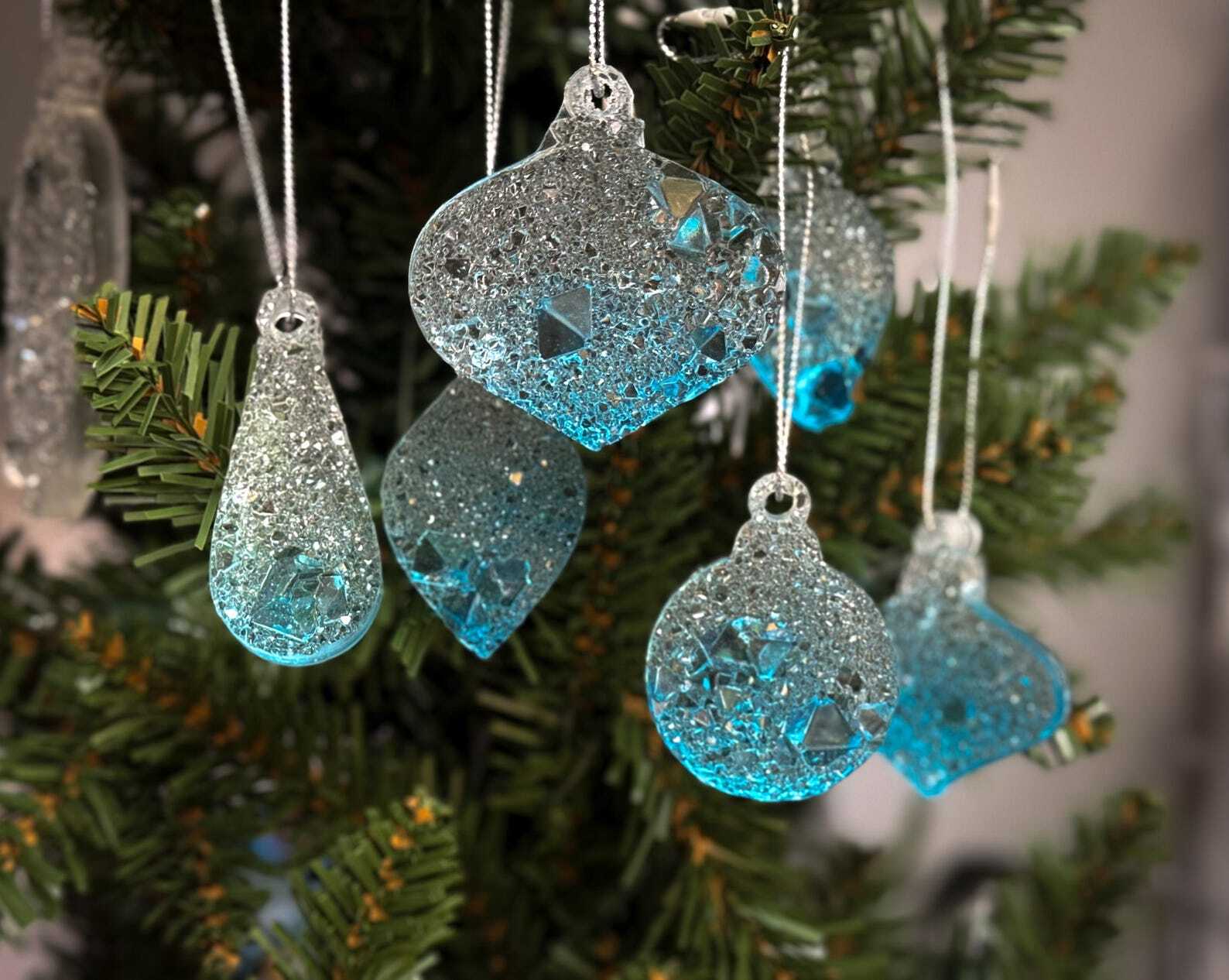 Sparkling Resin Christmas Tree Ornaments: Winter Sparkle Collection Christmas Decoration Fragrant Nest