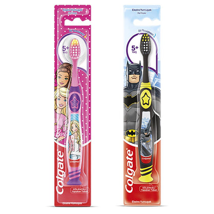 Brosse à dents Colgate pour enfants extra souple (5 ans et plus) - Douce pour les gencives, motifs amusants