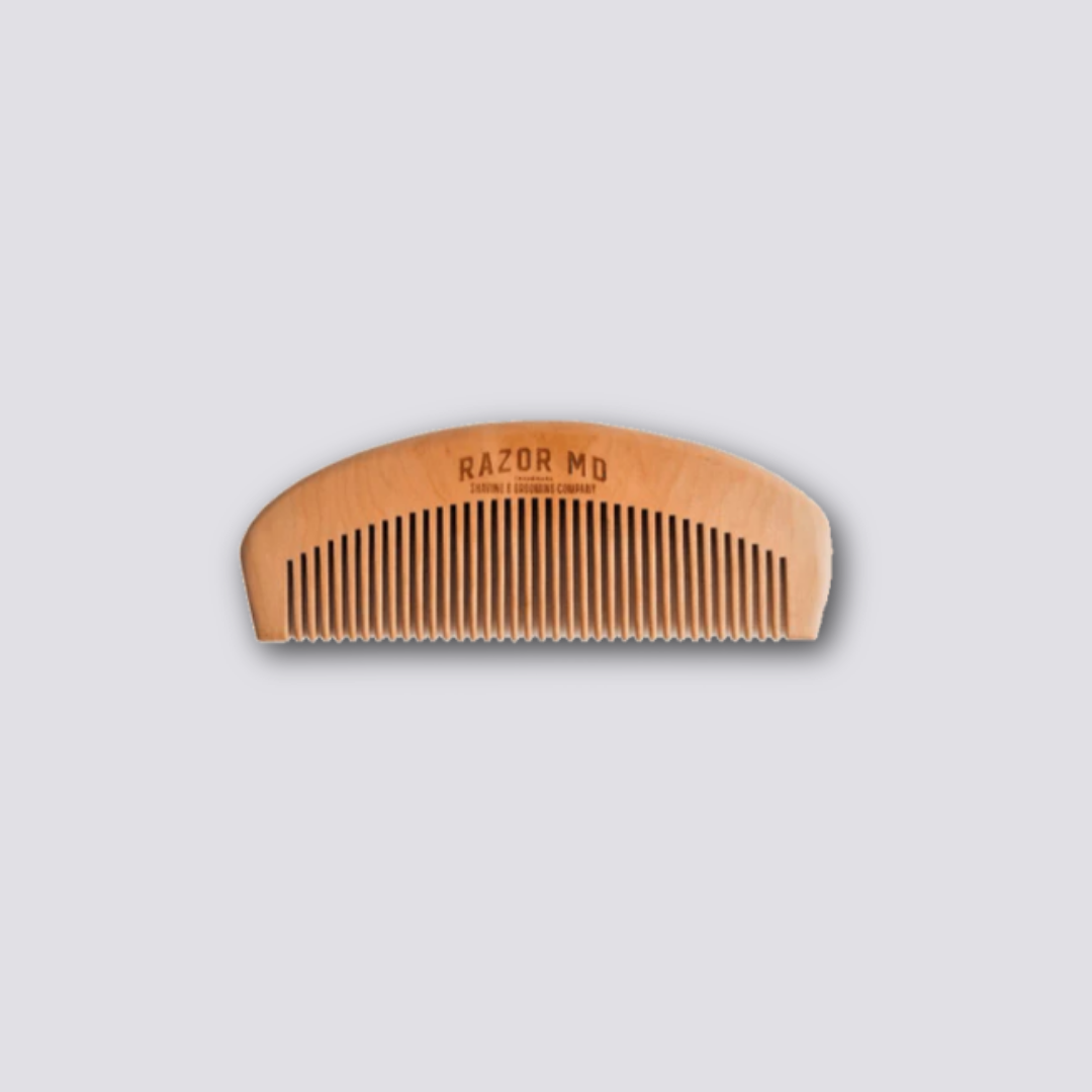 Peigne à barbe en bois