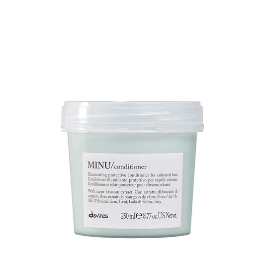 Davines MINU Illuminating Protective Conditioner 8.73oz Conditioners Pasteur Pharmacy