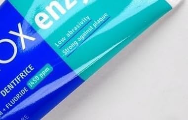Dentifrice Curaprox Enzycal 950 pour une hygiène bucco-dentaire efficace - 75 ml