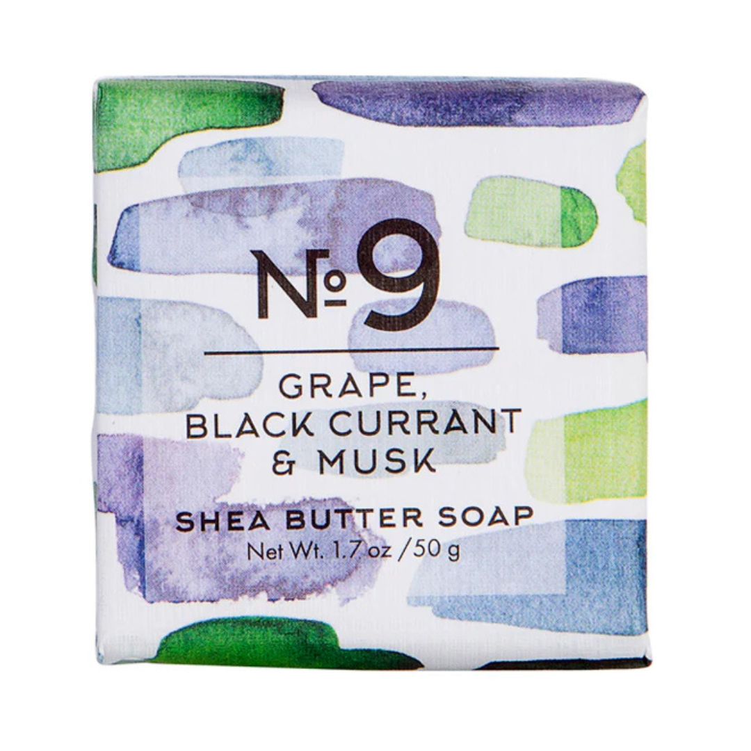 Savon au beurre de karité Via Mercato n° 9 (raisin, cassis et musc) 48 g