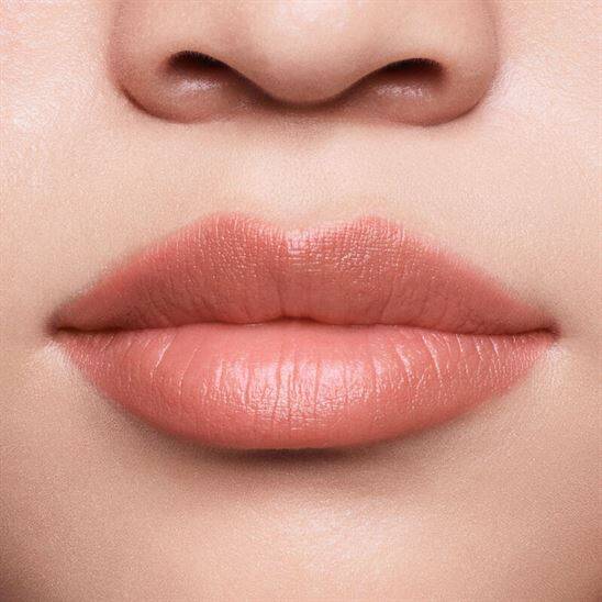 Delineador de labios Shiseido LipLiner InkDuo 02 Beige, 2 en 1 (prebase y delineador), 1.1 g