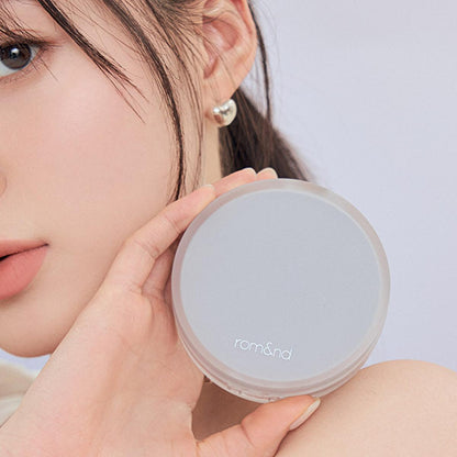 Base de maquillaje Nu Zero Cushion de rom&nd: cobertura ligera y duradera para un cutis natural e impecable - Maquillaje coreano con efecto difuminador de poros