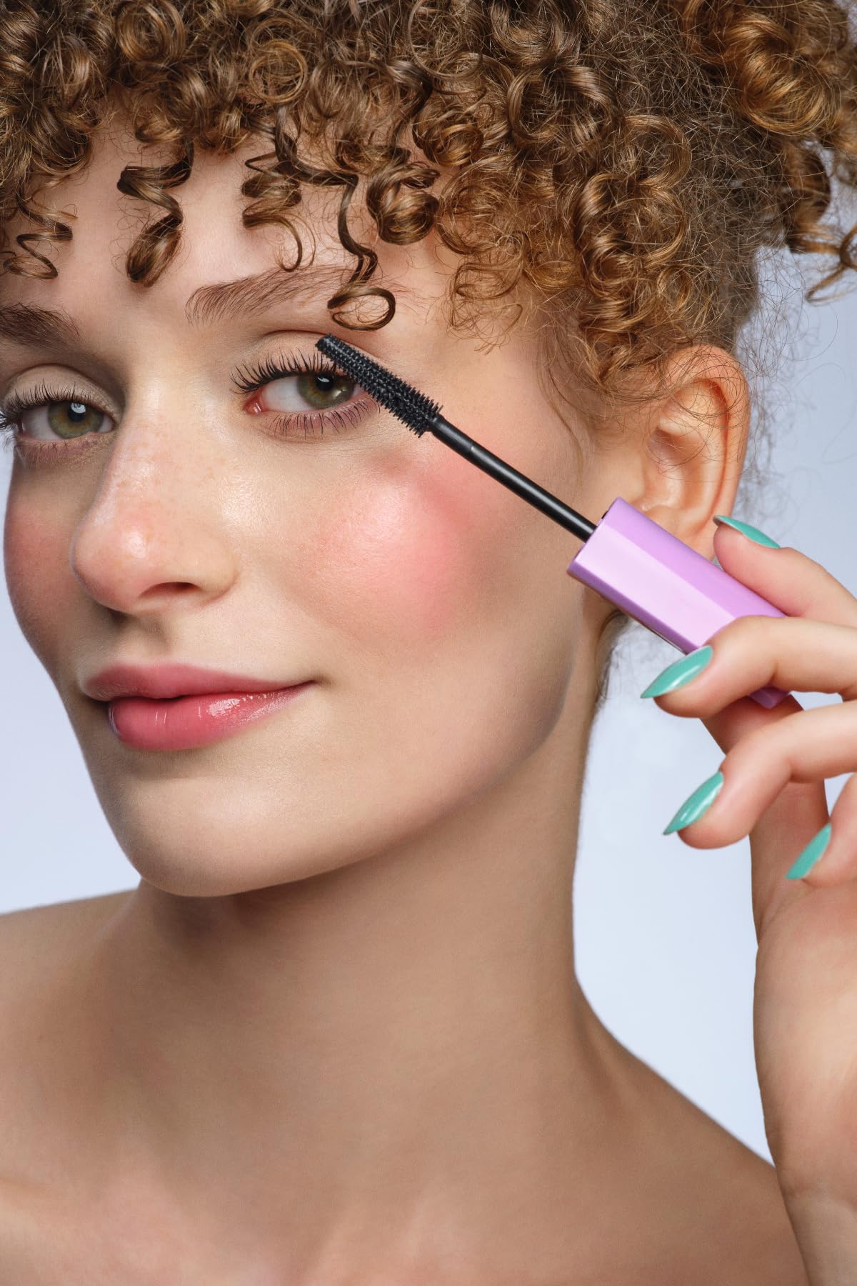 Máscara de pestañas Pastel Show Your Look Long Lasting Extra Black 9 ml - Máscara negra resistente al agua con efecto volumen y extracto de caléndula