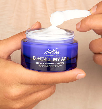 BioNike Defence My Age Crema de Noche Antiedad - Cuidado de la piel hidratante enriquecido con vitamina C para pieles maduras