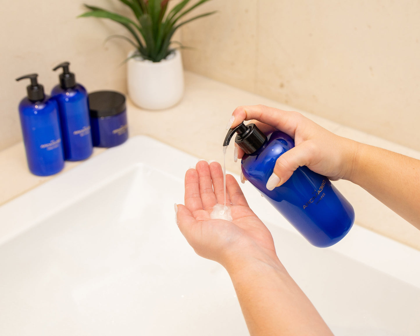 Aroma360 Blue Shampoo Shampoo Aroma360