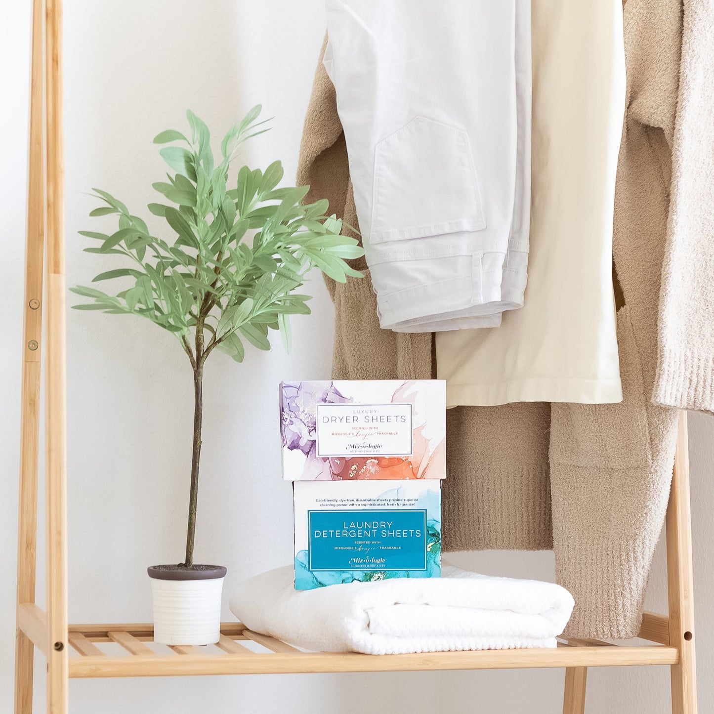 Boujee | Fabric Softener Dryer Sheets Dryer Sheets MIXOLOGIE
