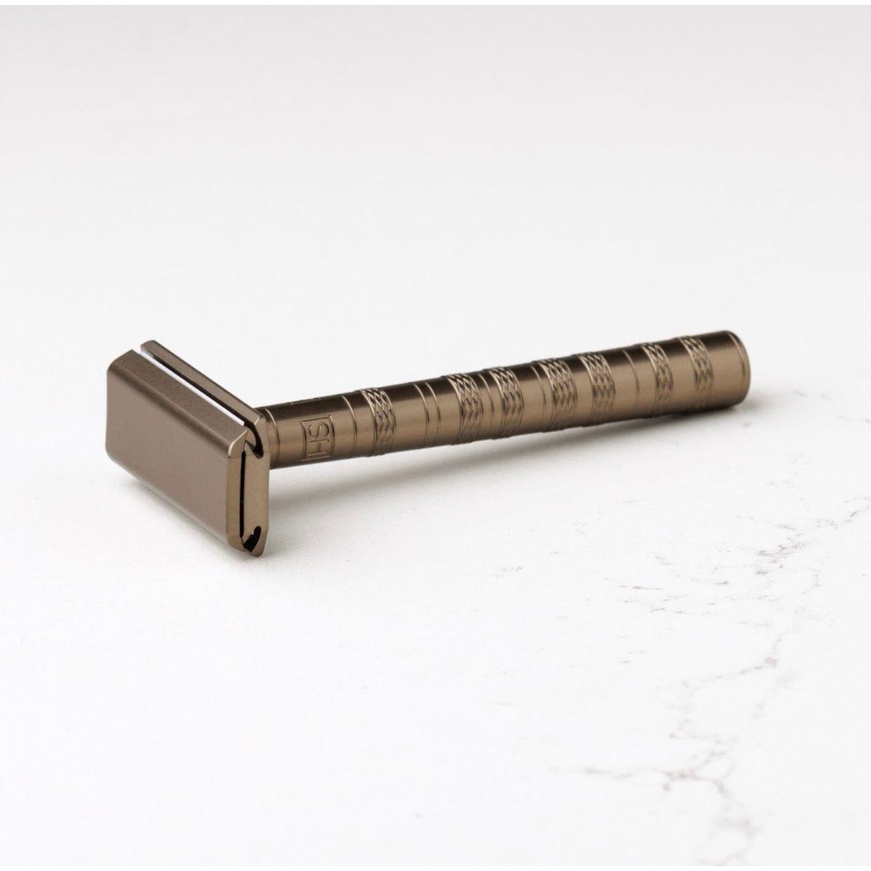 Henson Shaving [AL13-V2] Medium Safety Razor Safety Razor Pasteur Pharmacy