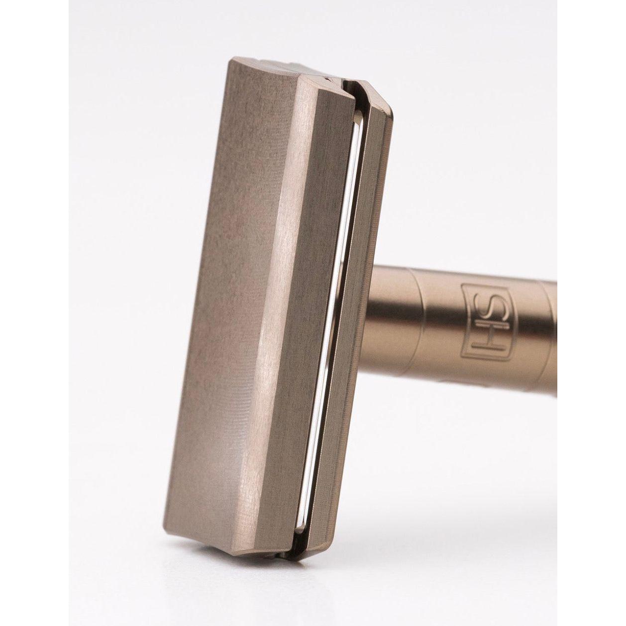 Henson Shaving [AL13-V2] Medium Safety Razor Safety Razor Pasteur Pharmacy