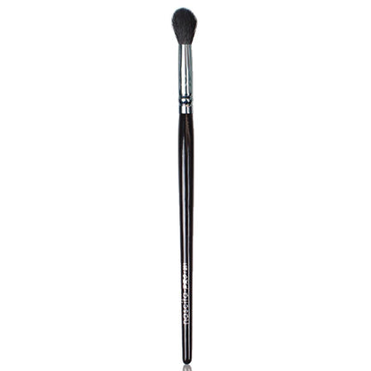 Nascita Pro 261 Wide Eyeshadow Blending Makeup Brush - Precise Eyeshadow Application