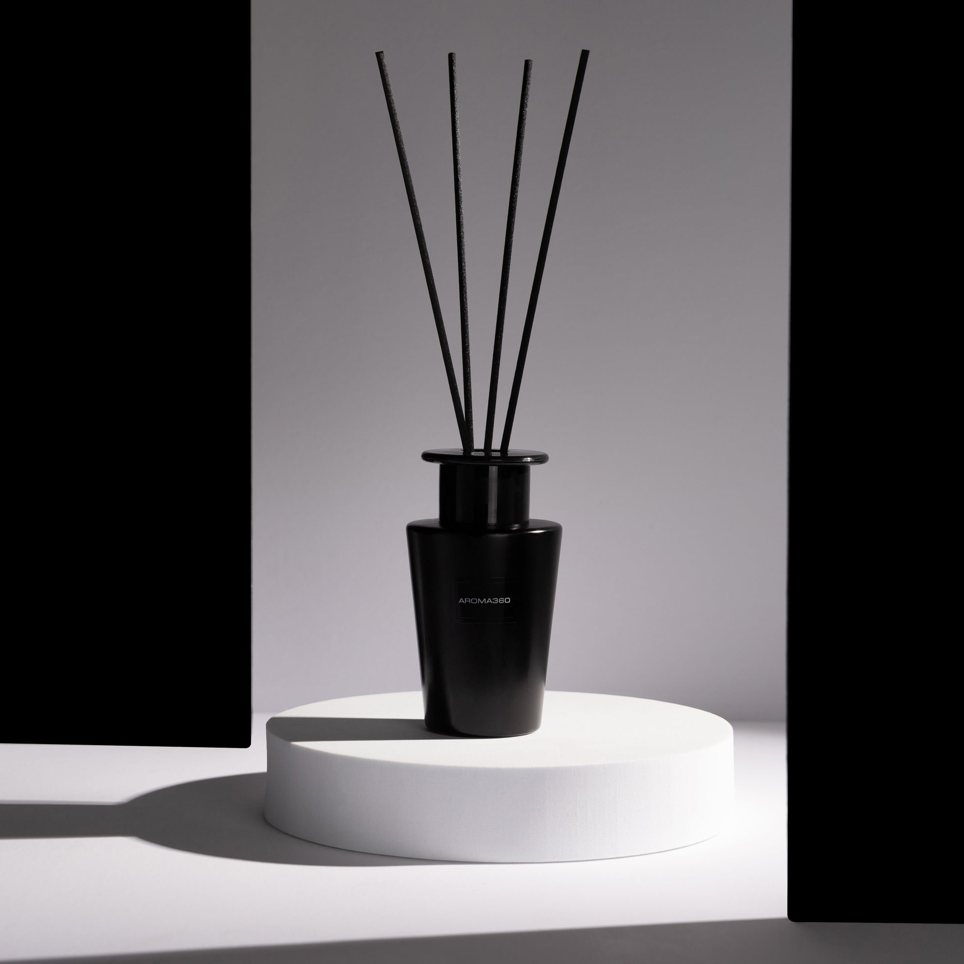 Aroma360 Black Velvet Reed Diffuser Reed Diffuser Aroma360