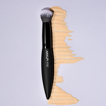 Pinceau maquillage ovale professionnel Mixup, vegan et cruelty-free, en fibres duo pour fond de teint liquide et poudre - P787
