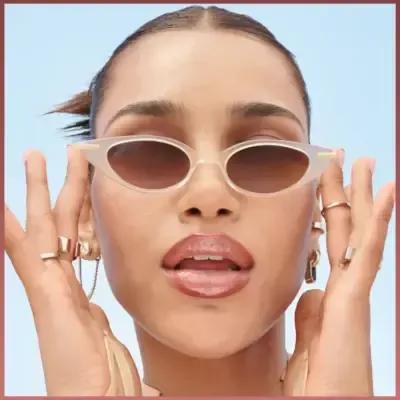 Delineador de labios Maybelline Lifter: Define y da volumen a los labios - Fórmula de larga duración - 04 Out of Line