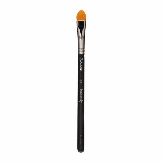 Piccasso 195 Concealer Brush Triangular Tip for Detail Application