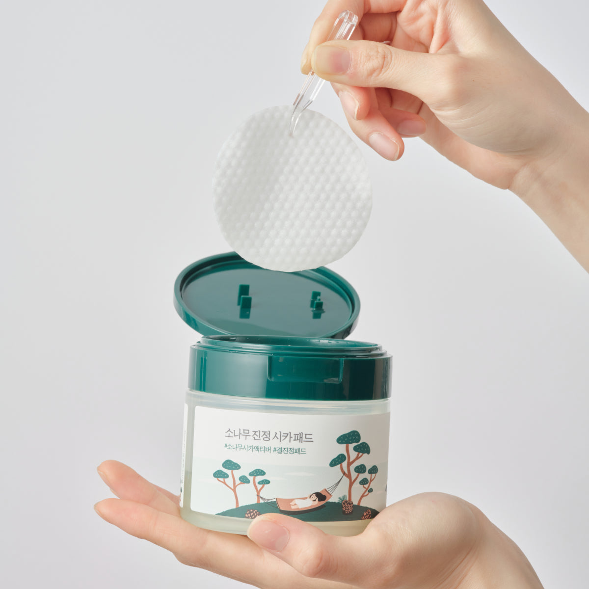Round Lab Pine Calming Cica Pad Pore Refining Treatment 50 Pads