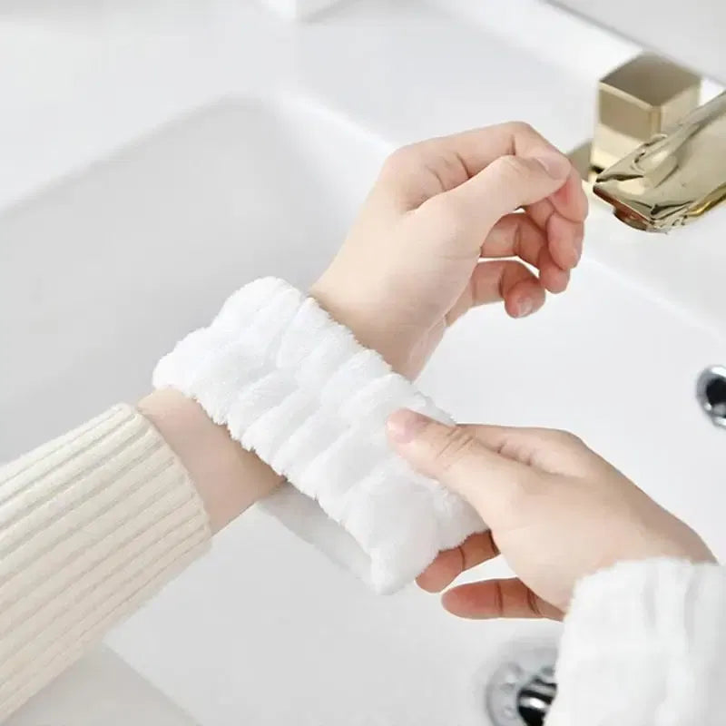 Color: GRAY, Ships From: CHINA - 2pc Wrist Washing Belt Soft Microfiber Towel Wristbands For Washing Face Water Absorption Washing Prevent Wetness Wrist Washband