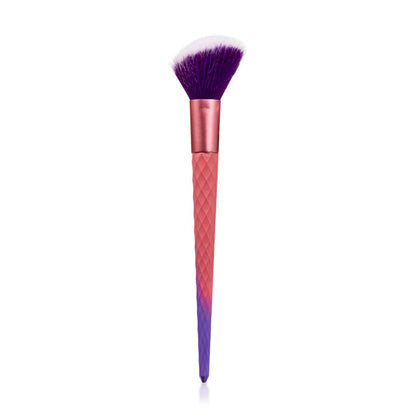 Pinceau blush biseauté Eklips Glimmer : Obtenez un teint parfait et sculpté grâce à une application précise - Pinceau de maquillage professionnel