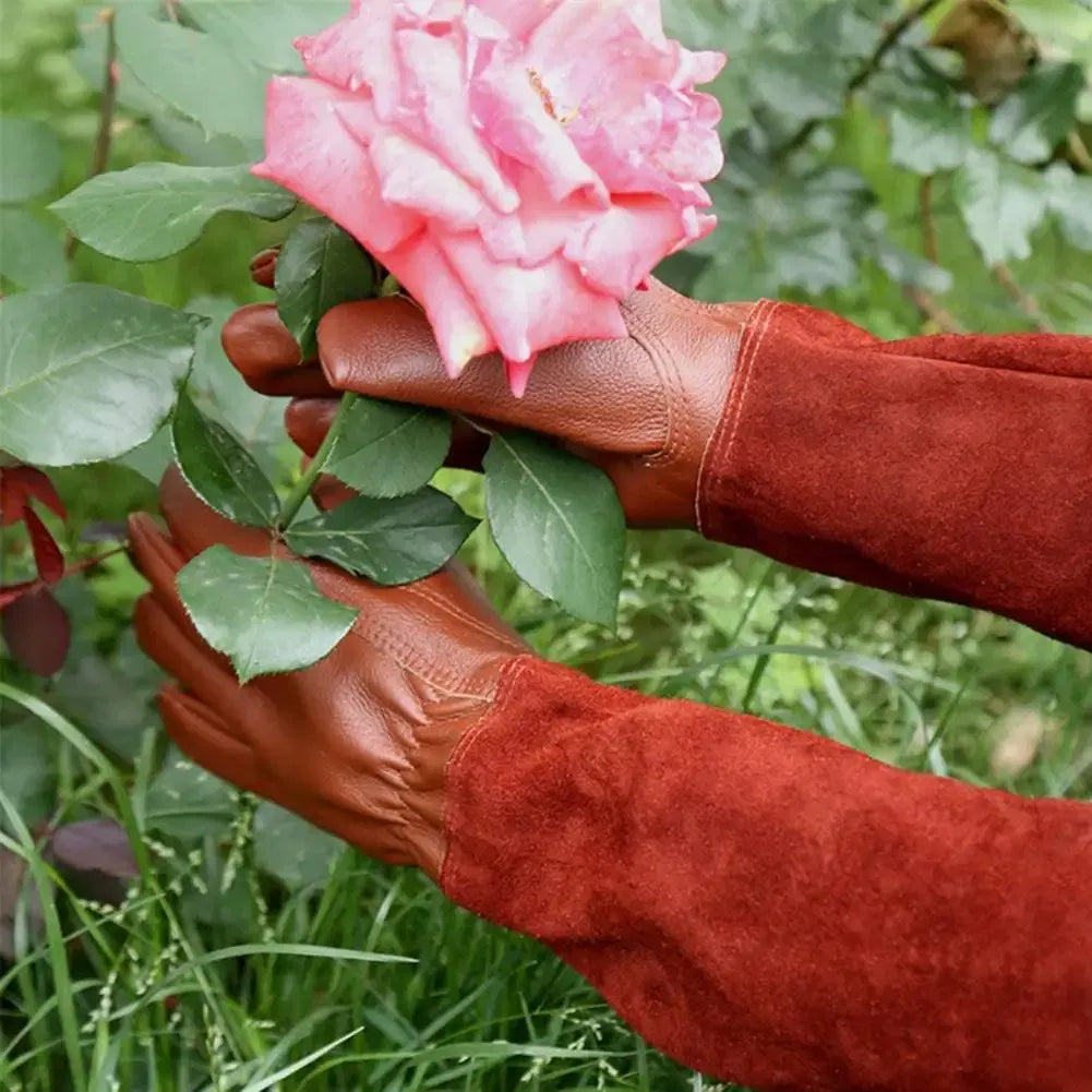 Color: WHITE, Size: M - Pruning Garden Gloves Anti-scratch Faux Leather Protective Gloves Reusable Fruit Picking Shrub Pruning Trimming Hand Protector
