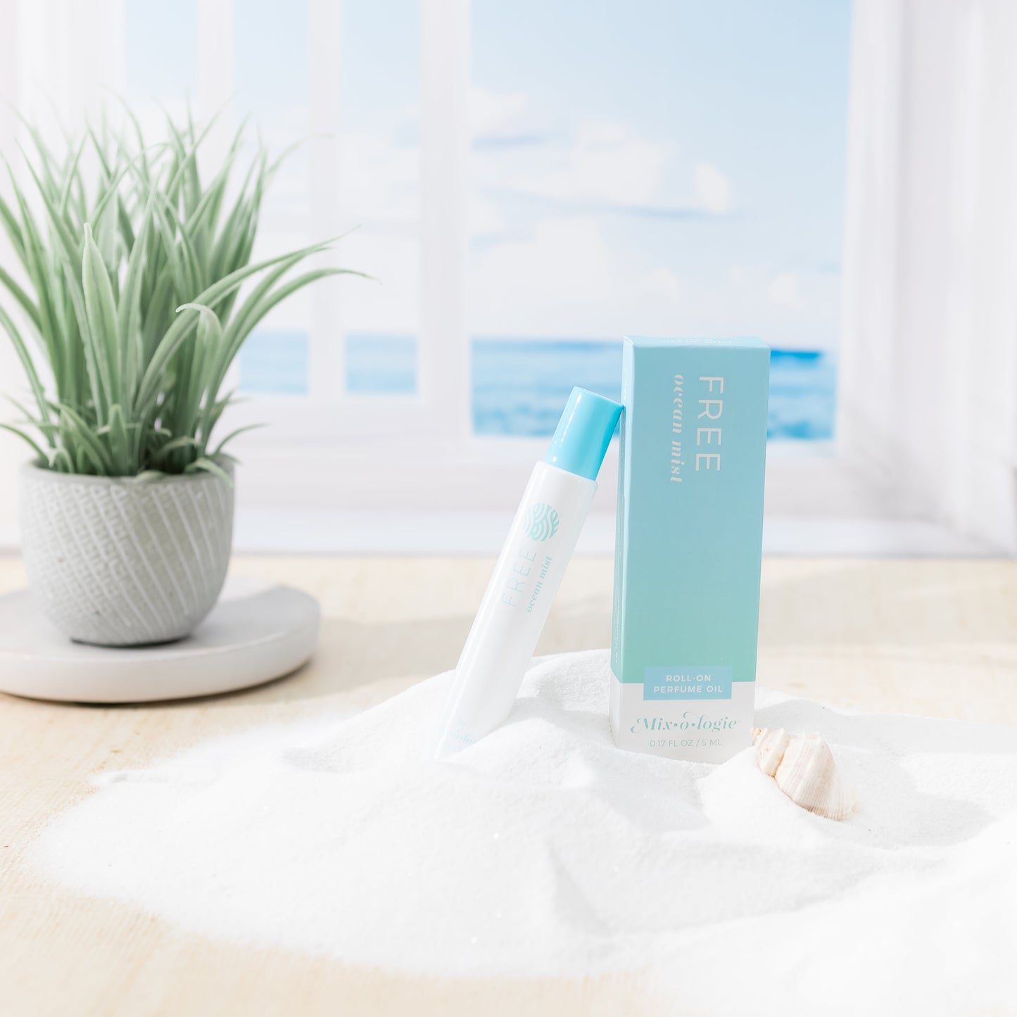 Free (Ocean Mist) | Rollerball Perfume Oil Roll-On Women's Single MIXOLOGIE