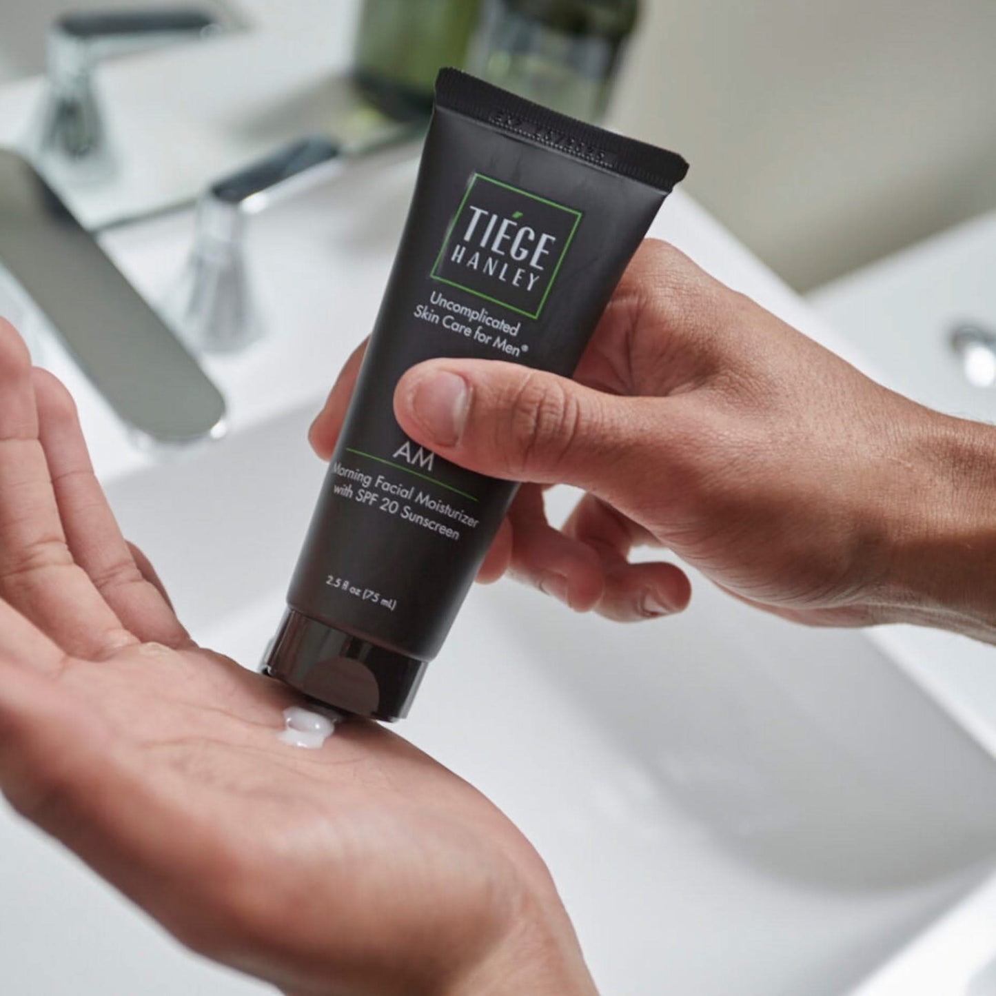 Morning Moisturizer with SPF for Men Addon - Builder Tiege Hanley
