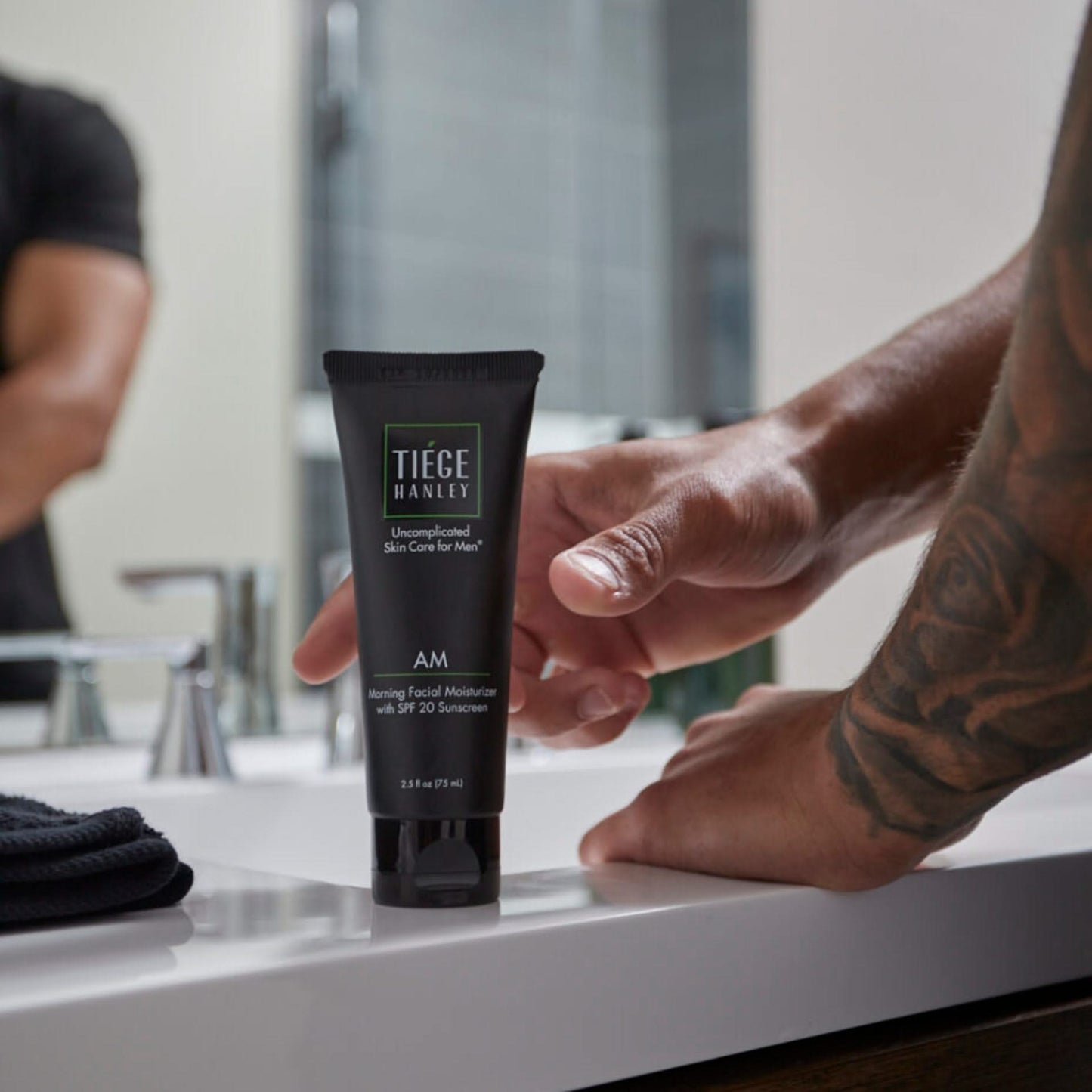 Morning Moisturizer with SPF for Men Addon - Builder Tiege Hanley