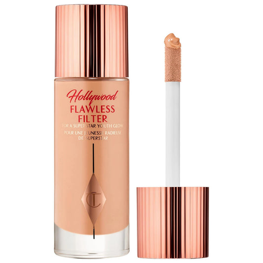 Charlotte Tilbury Hollywood Flawless Filter : sublimateur de teint pour une peau éclatante, lisse et rajeunie - Enlumineur liquide et filtre bonne mine