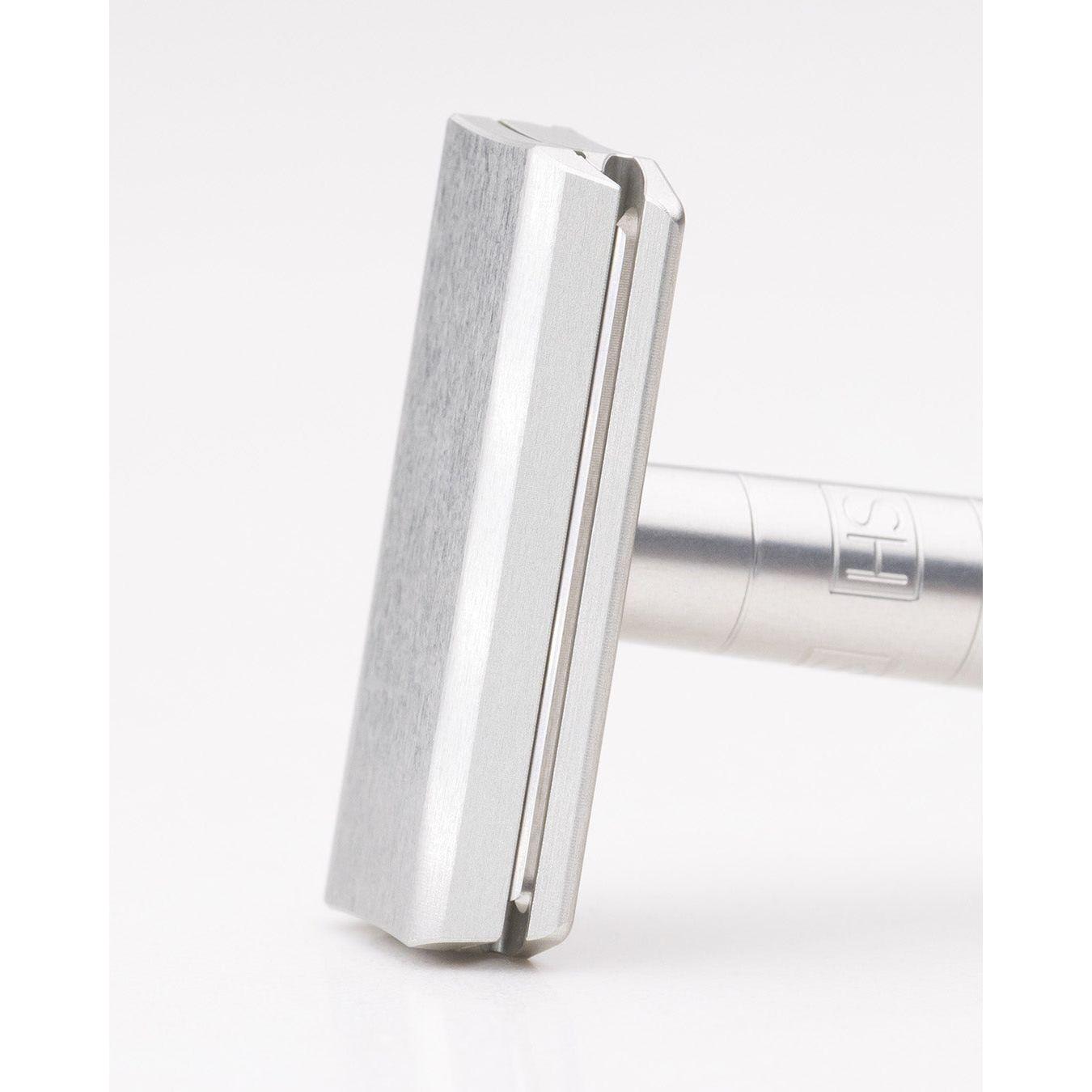 Henson Shaving [AL13-V2] Medium Safety Razor Safety Razor Pasteur Pharmacy