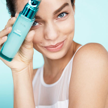 Crème visage hydratante L'Oréal Paris à l'aloe vera - Soin hydratant pour peaux sèches à mixtes