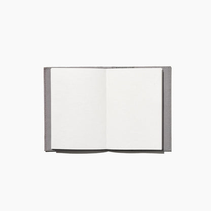 Carnet en cuir sans lignes