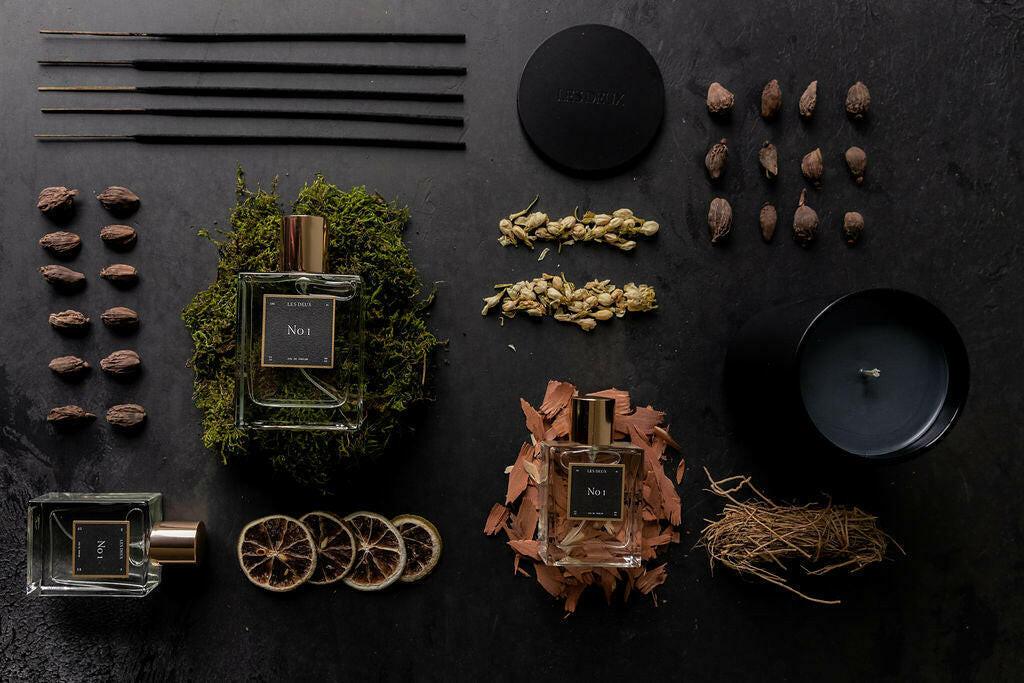 Les Deux Fragrances No. 1 - Bois Sacré Perfume Les Deux Fragrances