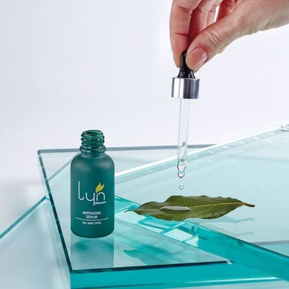Sérum antienvejecimiento Lyn Skincare con aceites naturales 30 mL