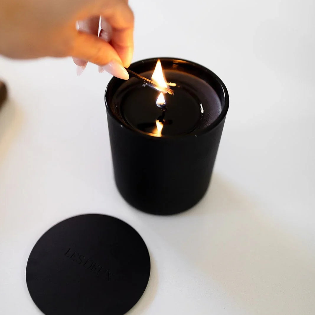 Les Deux Fragrances No. 4 - L'Âme Velours Candle Candles Les Deux Fragrances