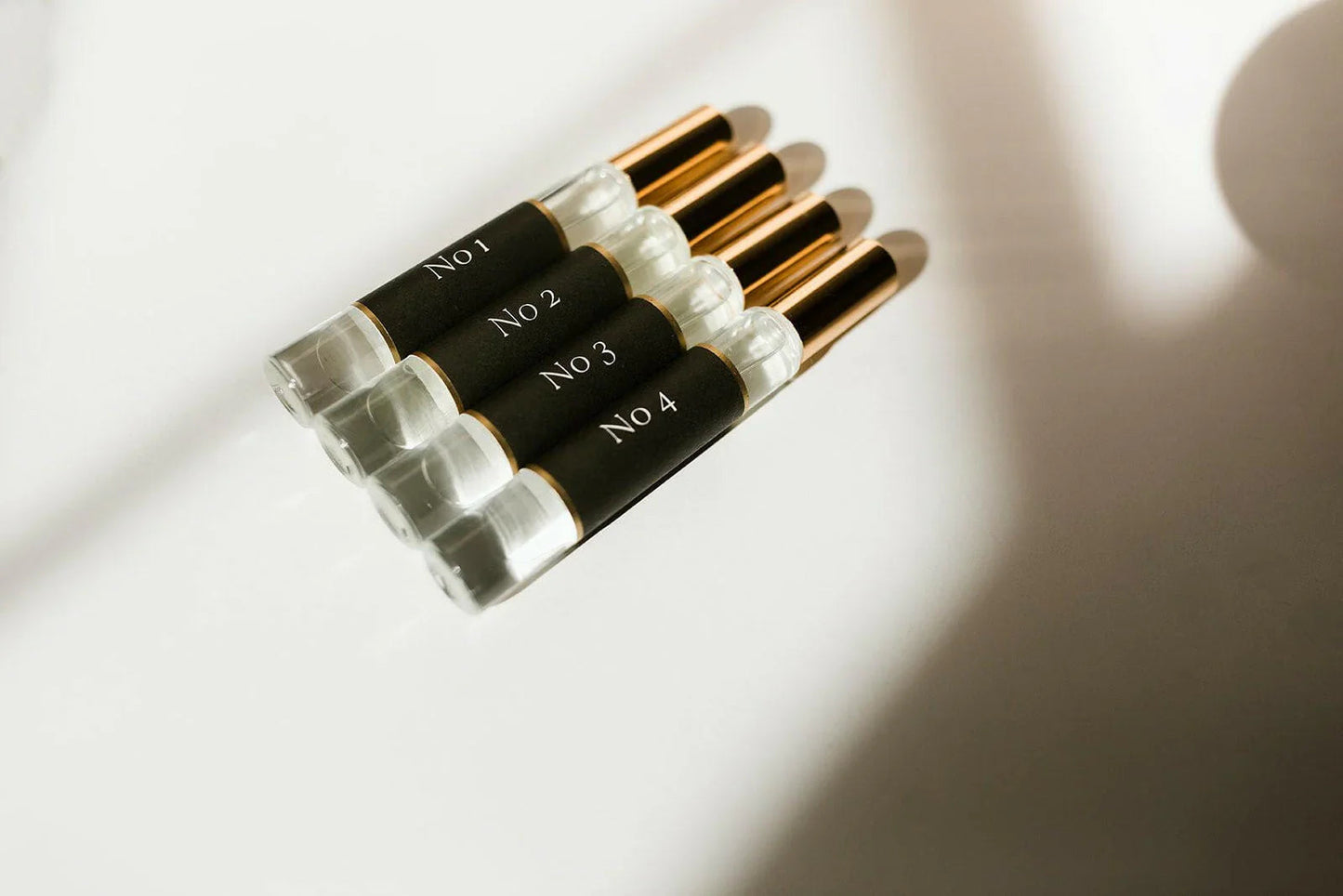 Les Deux Fragrances No. 4 - L'Âme Velours Roll On Perfume Oil Roll On Perfume Les Deux Fragrances