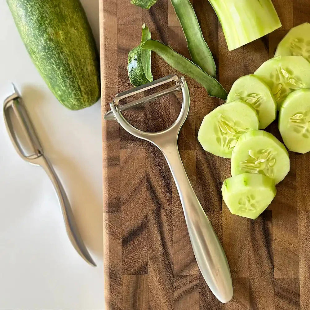 Y Peeler Public Goods