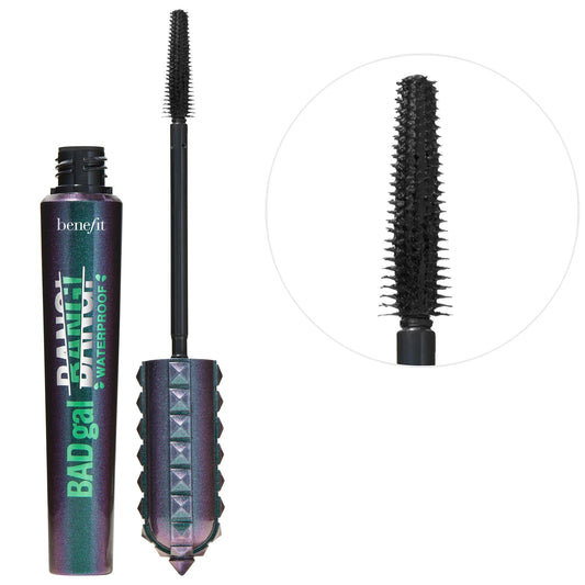 Benefit Cosmetics BADgal BANG. Mascara volumateur waterproof : définition des cils longue tenue, anti-taches et effet volume