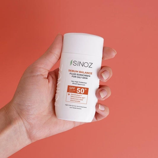 Sinoz SPF 50 Crème Solaire Visage Équilibrante et Éclaircissante 50 ml