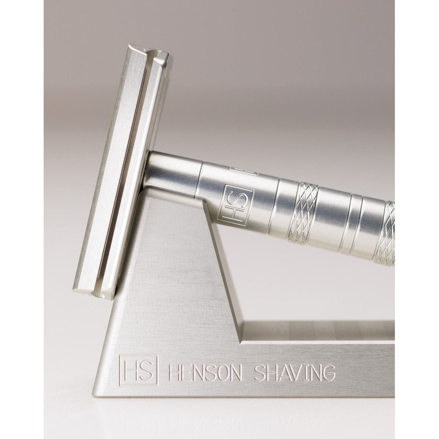 Henson Shaving Razor Stand Shaving Razor Stand Pasteur Pharmacy