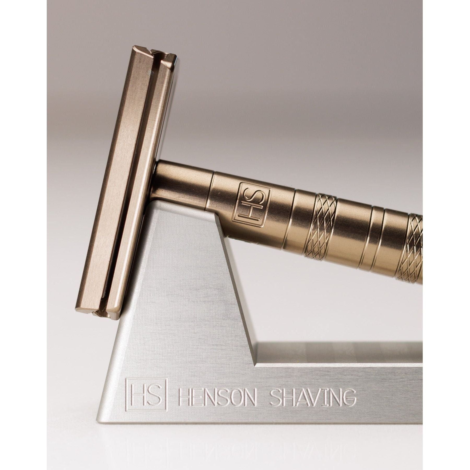 Henson Shaving Razor Stand Shaving Razor Stand Pasteur Pharmacy