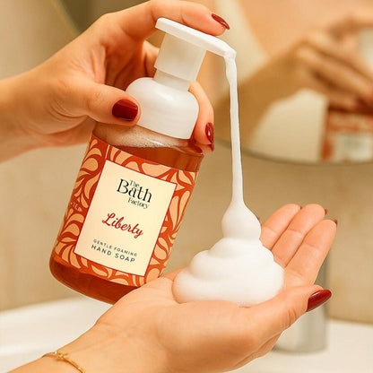 Mousse lavante pour les mains hydratante Liberty The Bath Factory 300 ml