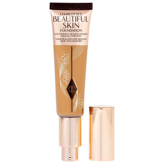 Fond de teint liquide Charlotte Tilbury Beautiful Skin couvrance moyenne à l'acide hyaluronique - Végan, non testé sur les animaux, tenue 16h